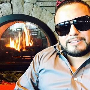 Meet your Posher, Adrian